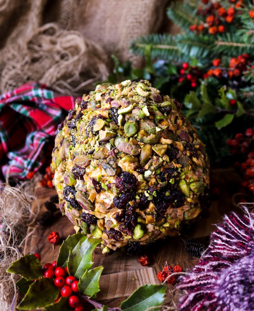 Cranberry Pistachio Cheese Ball