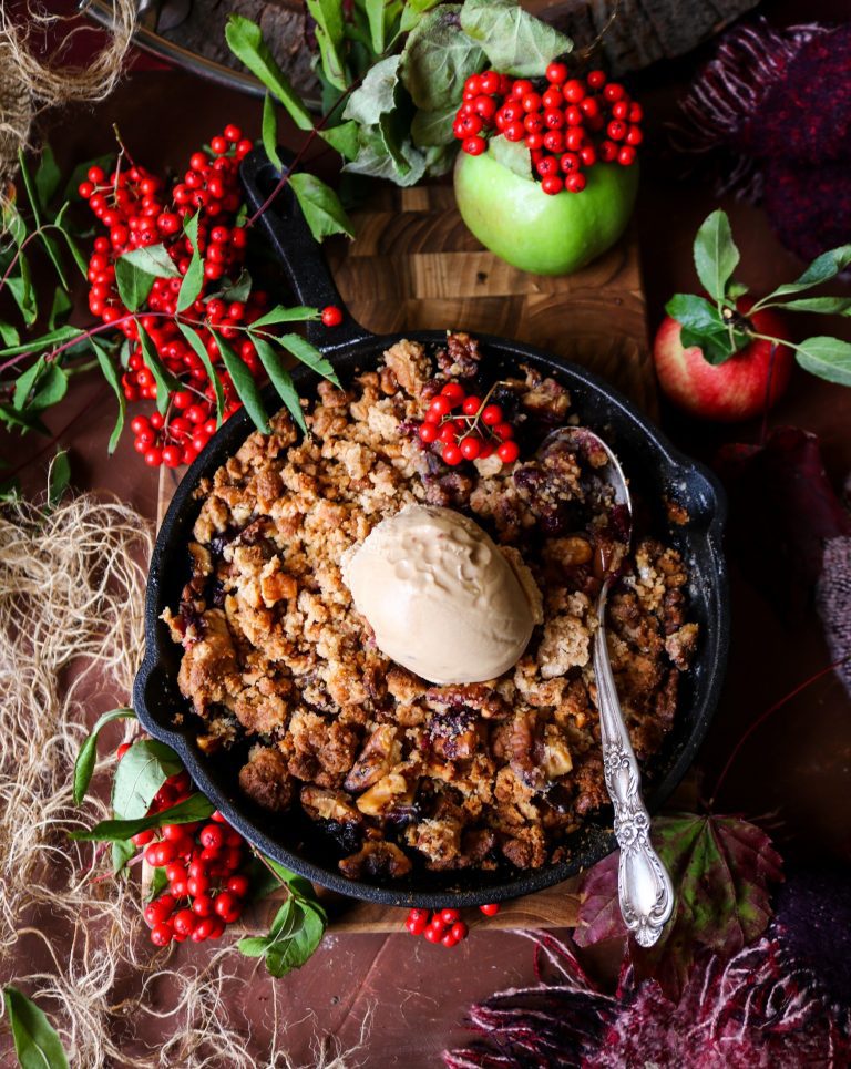 Apple Cranberry Walnut Crumble