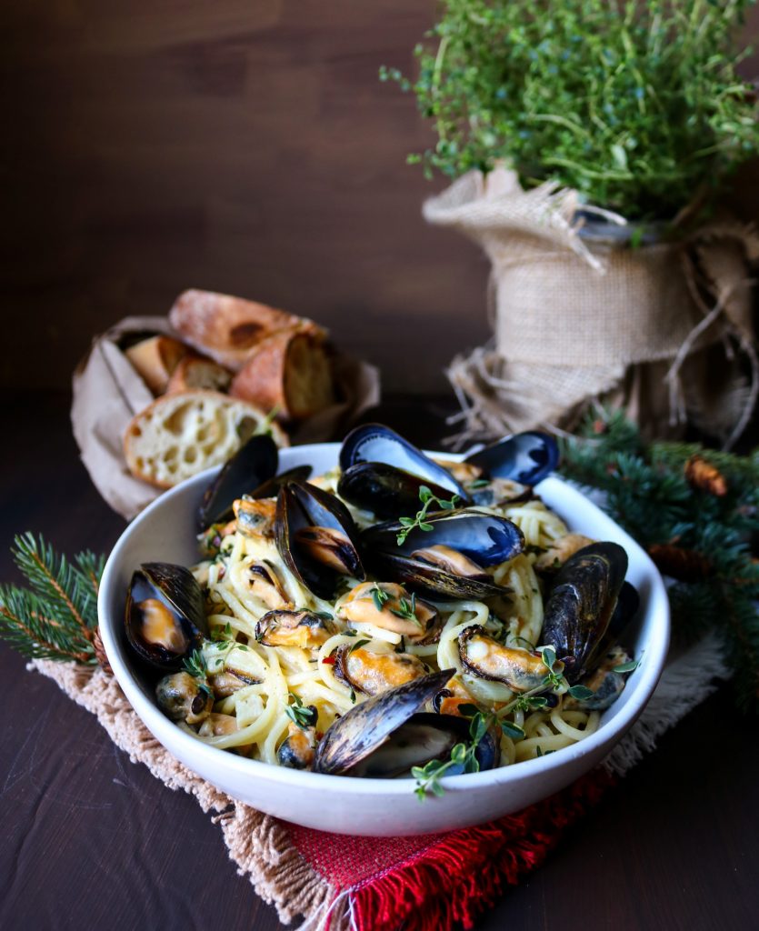 Garlic Butter Mussel Pasta