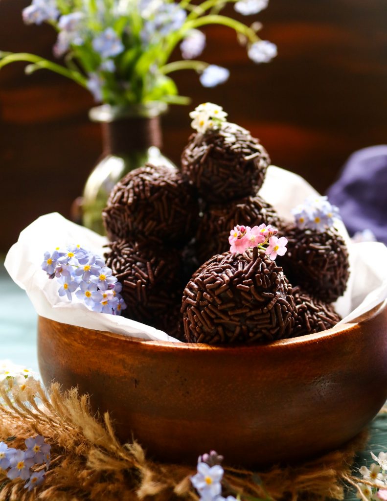 Brigadeiro - Brazilian Fudgy Balls