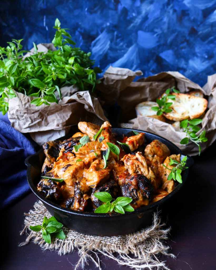 Creamy Chicken Breasts with Prunes