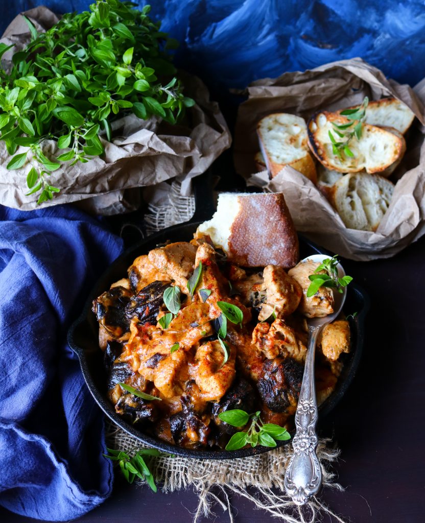 Creamy Chicken Breasts with Prunes