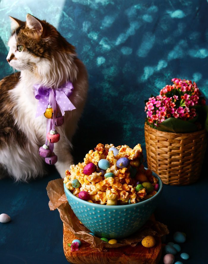Easy Easter Popcorn