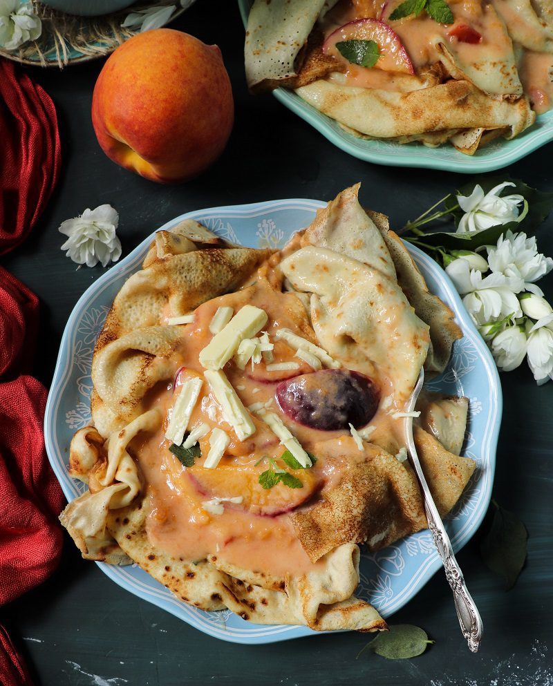 Peaches and Cream Crêpes