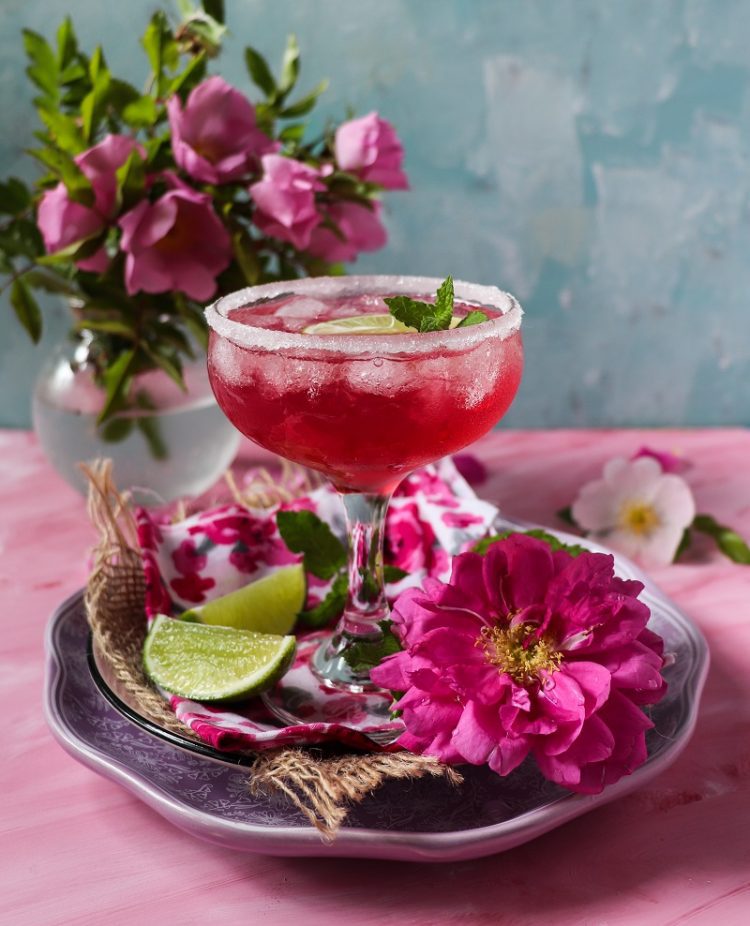 Rose Martini Cocktail (Dessert Cocktail with Rose Syrup)