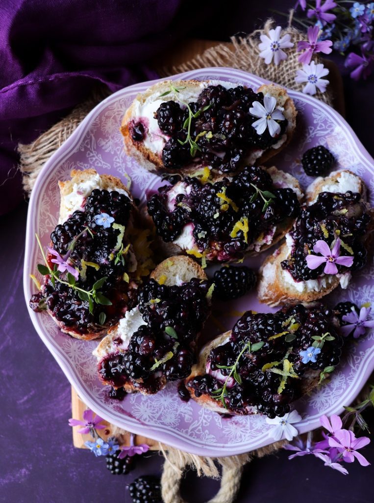 Smashed Blackberry Bruschetta