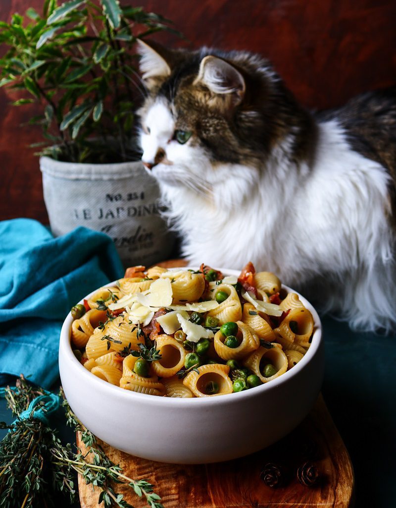 Green Pea Prosciutto Pasta