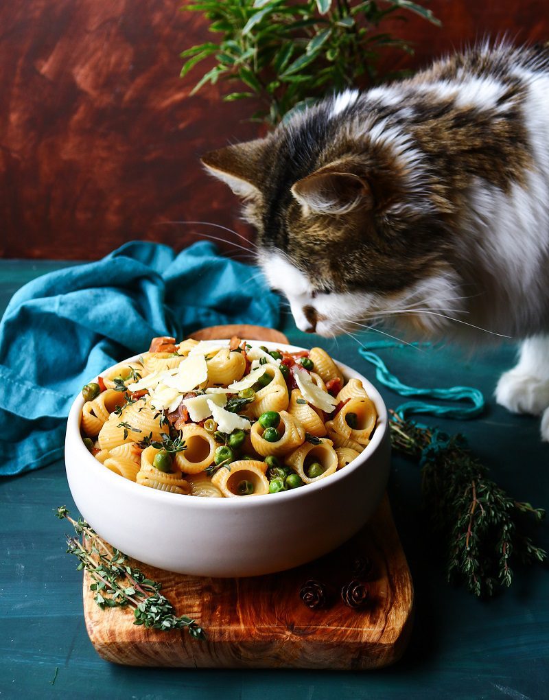 Green Pea Prosciutto Pasta