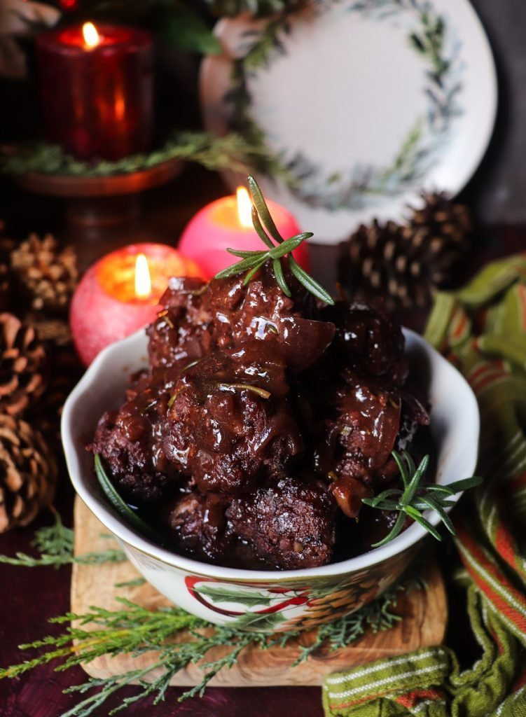 Rosé Wine Sauce Meatballs