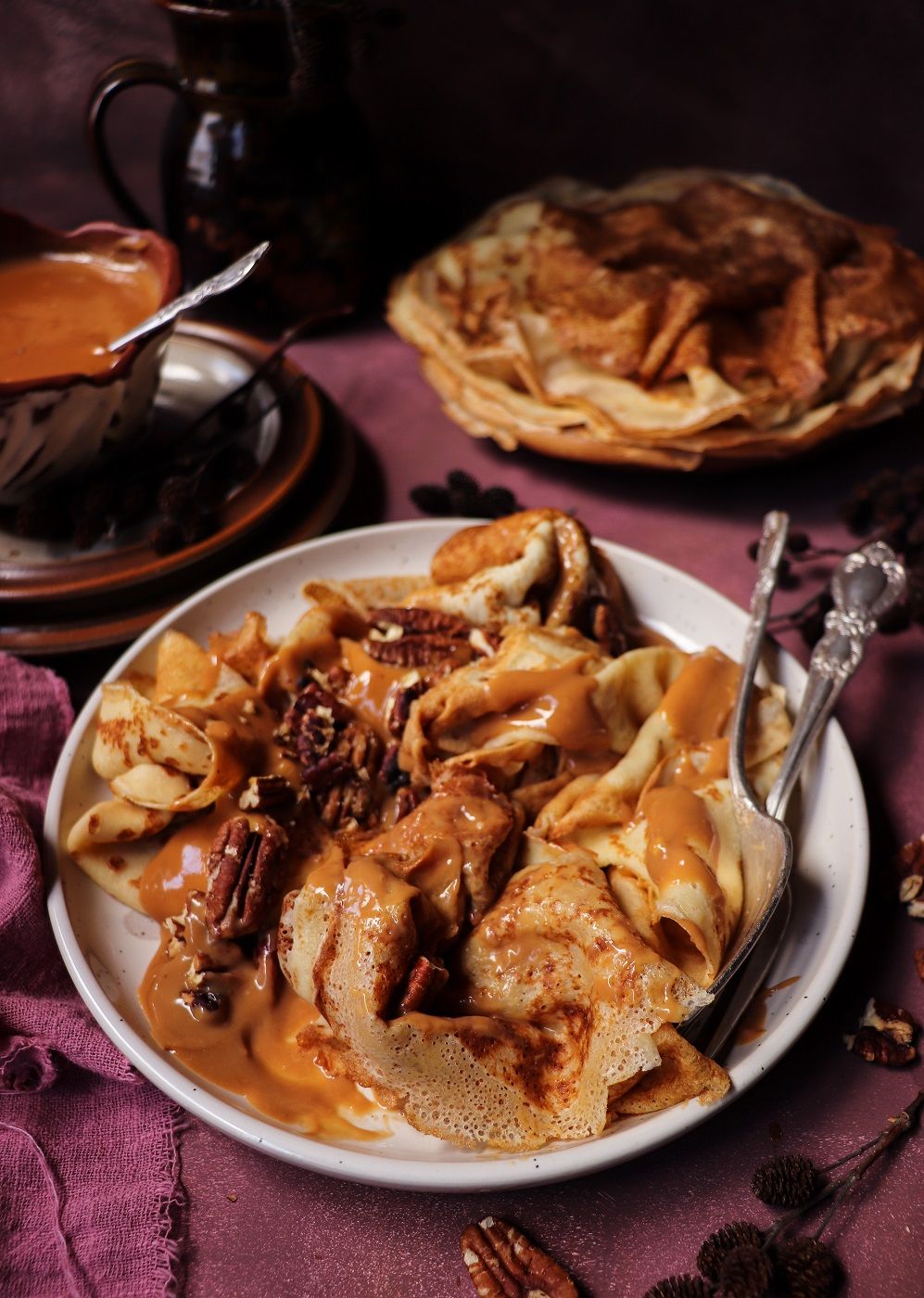 dulce de leche sauce for crepes with pecans