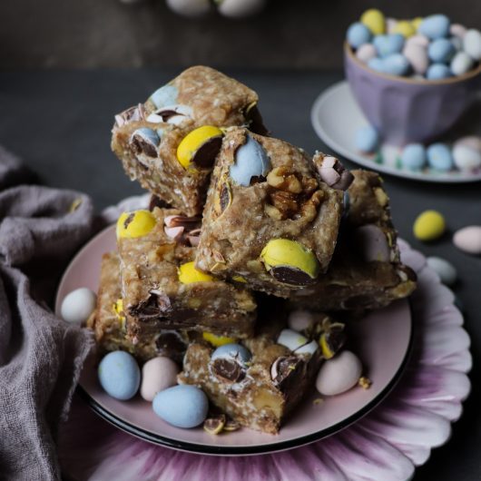 Easter Bars with Eggies 