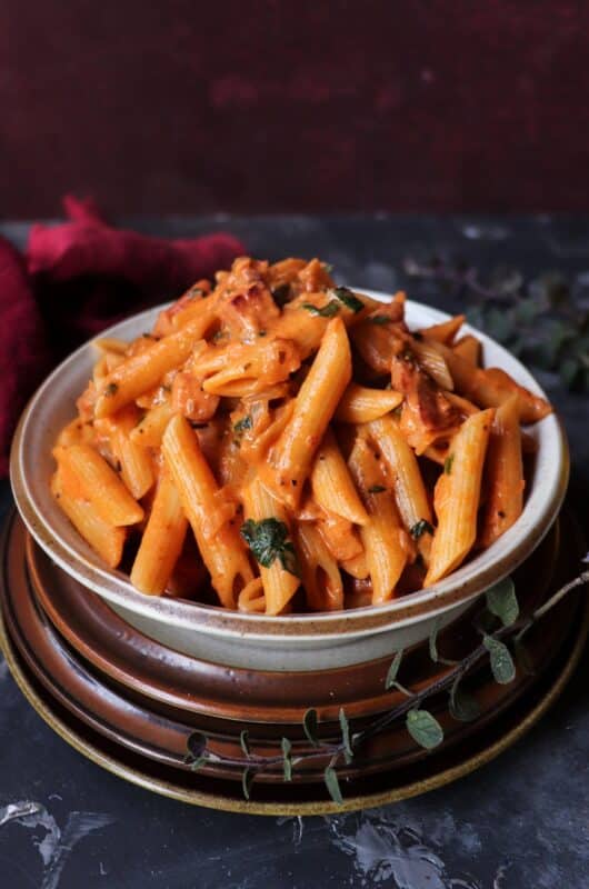 Creamy Tomato Ham Pasta (Pasta al Baffo)