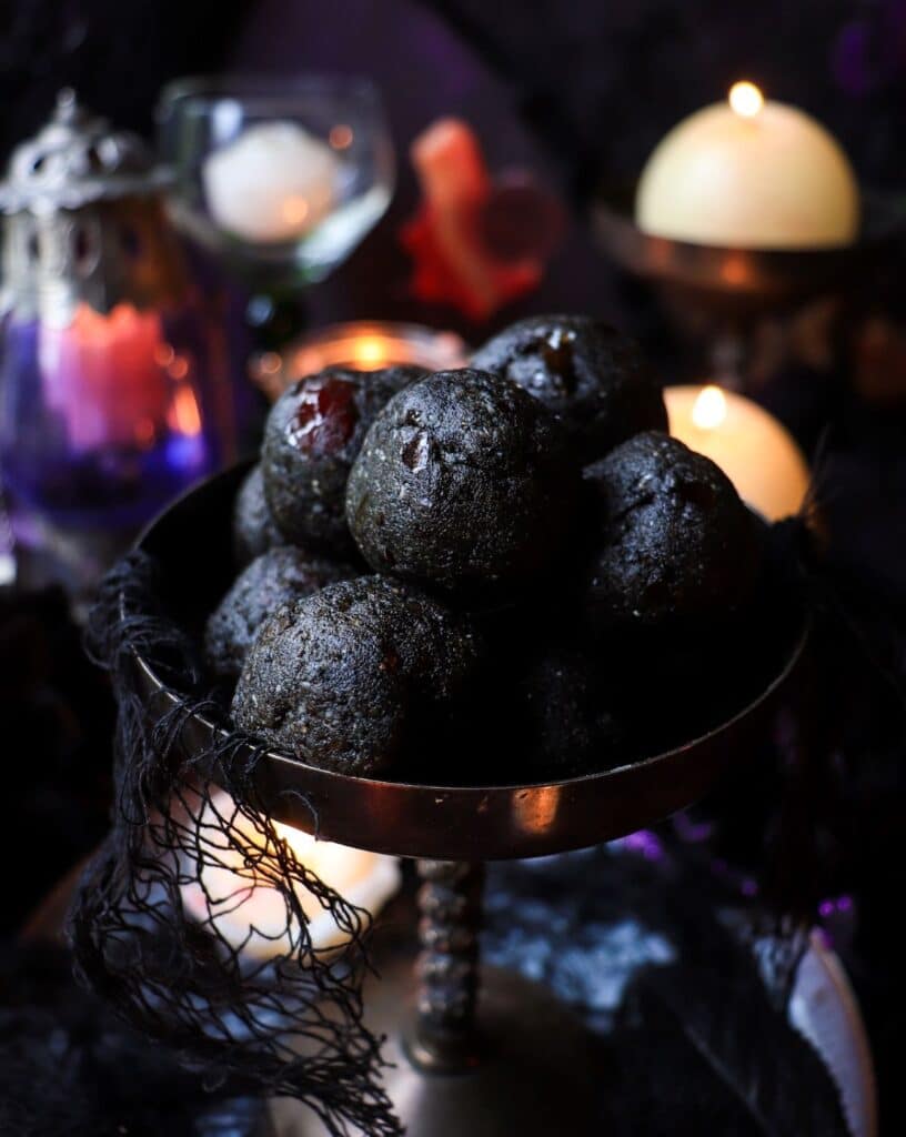 Black Sesame Date Bliss Balls – No-Bake Halloween Treat