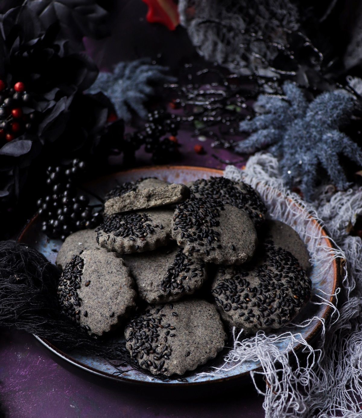 Black Sesame Shortbread Cookies