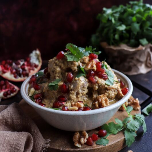 Satsivi - Chicken in Walnut Sause 