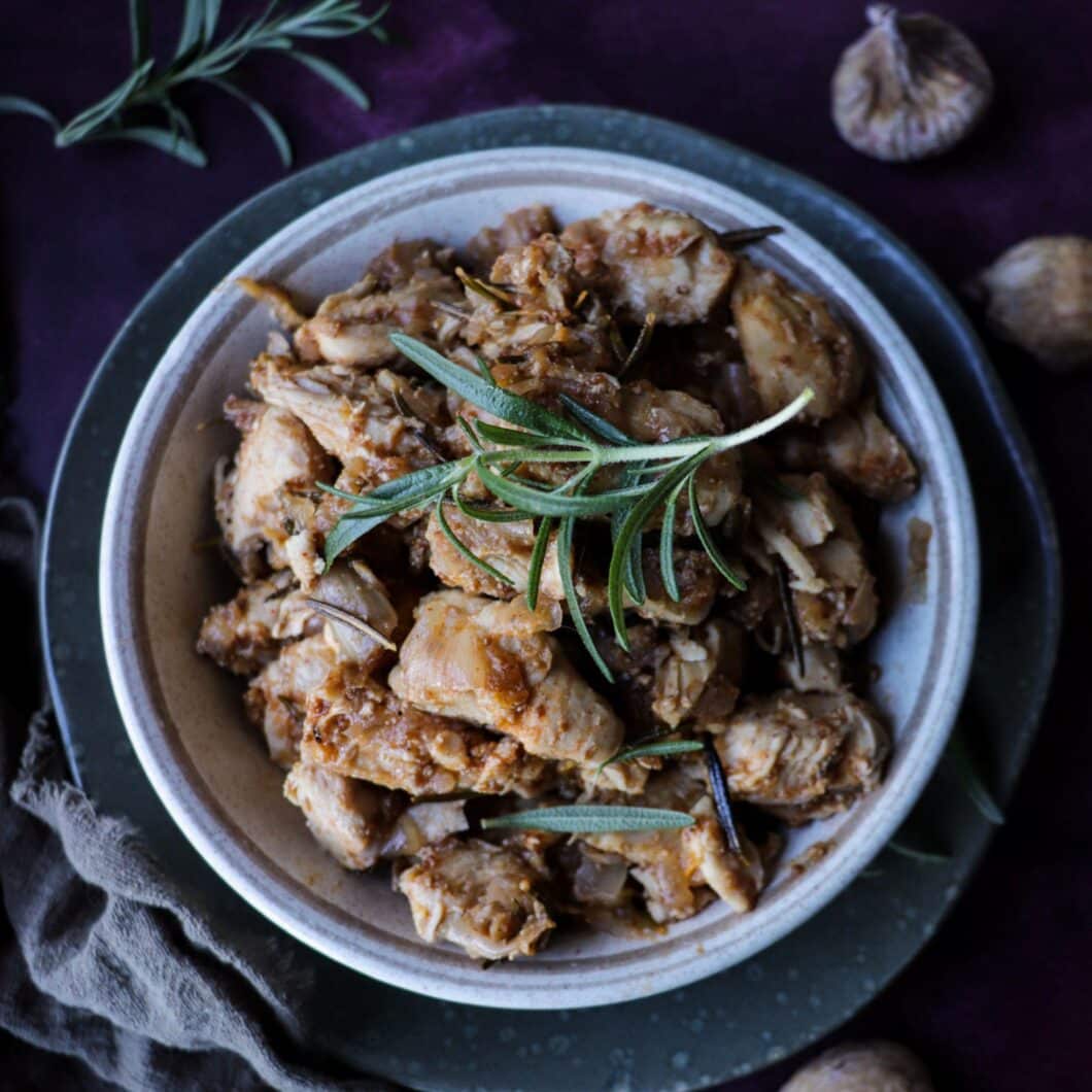 Chicken with White Wine, Figs and Rosemary