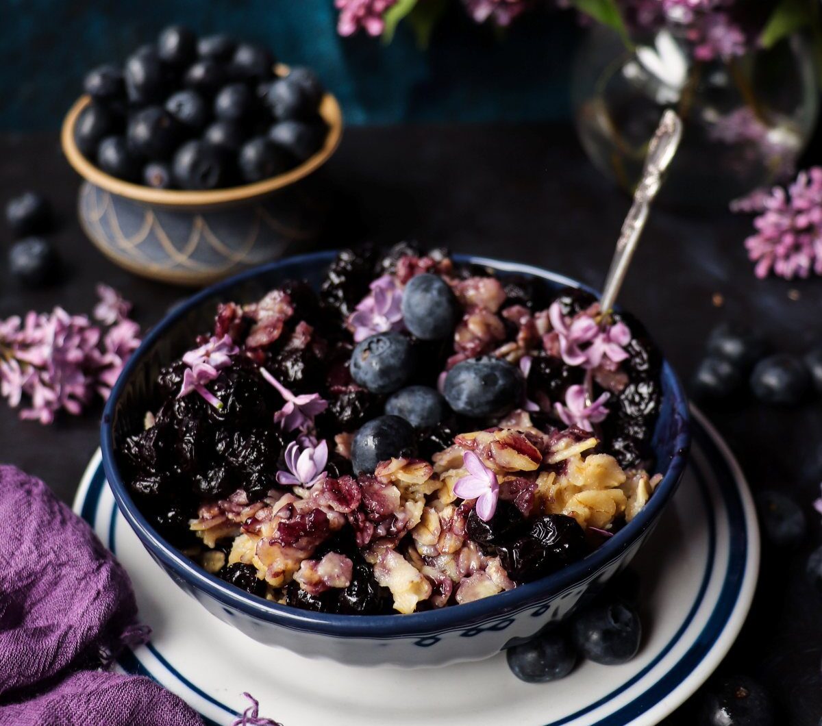 Oatmeal with Blueberry Sauce
