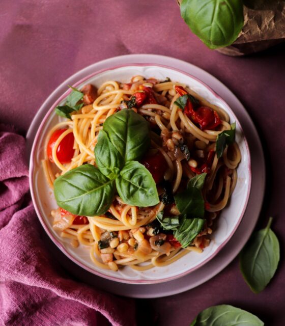 Pasta with Pancetta, Tomatos, and Pine Nuts