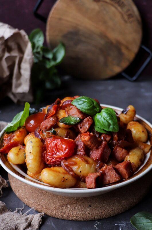 Skillet Gnocchi with Ham and Tomatoes