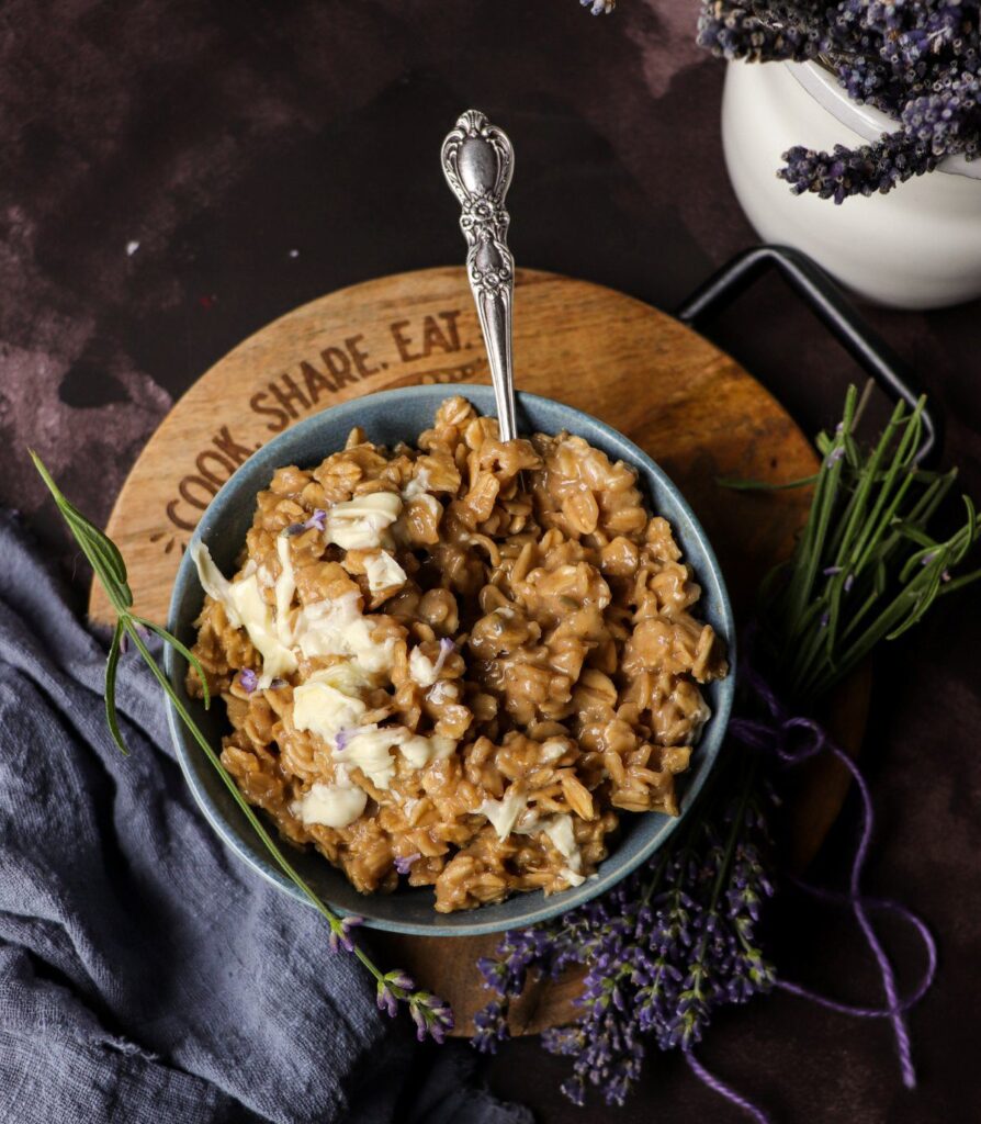 Lavender Earl Grey Oatmeal with White Chocolate