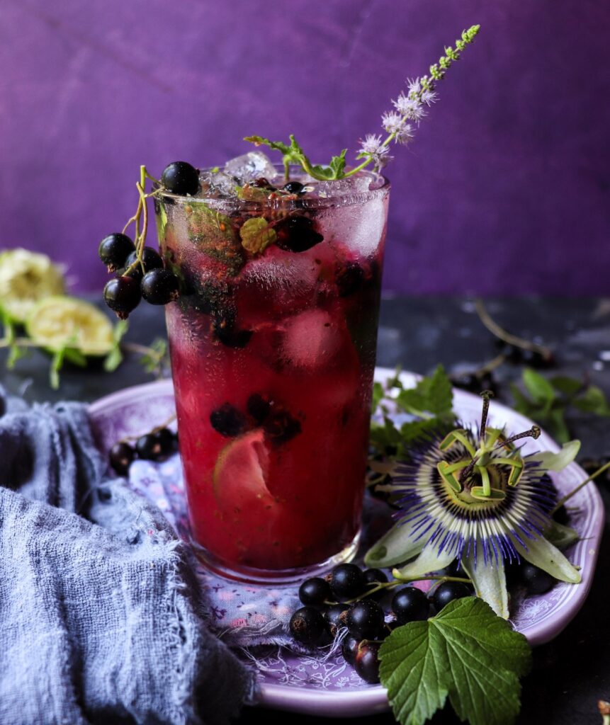 Blackcurrant Mojito Cocktail