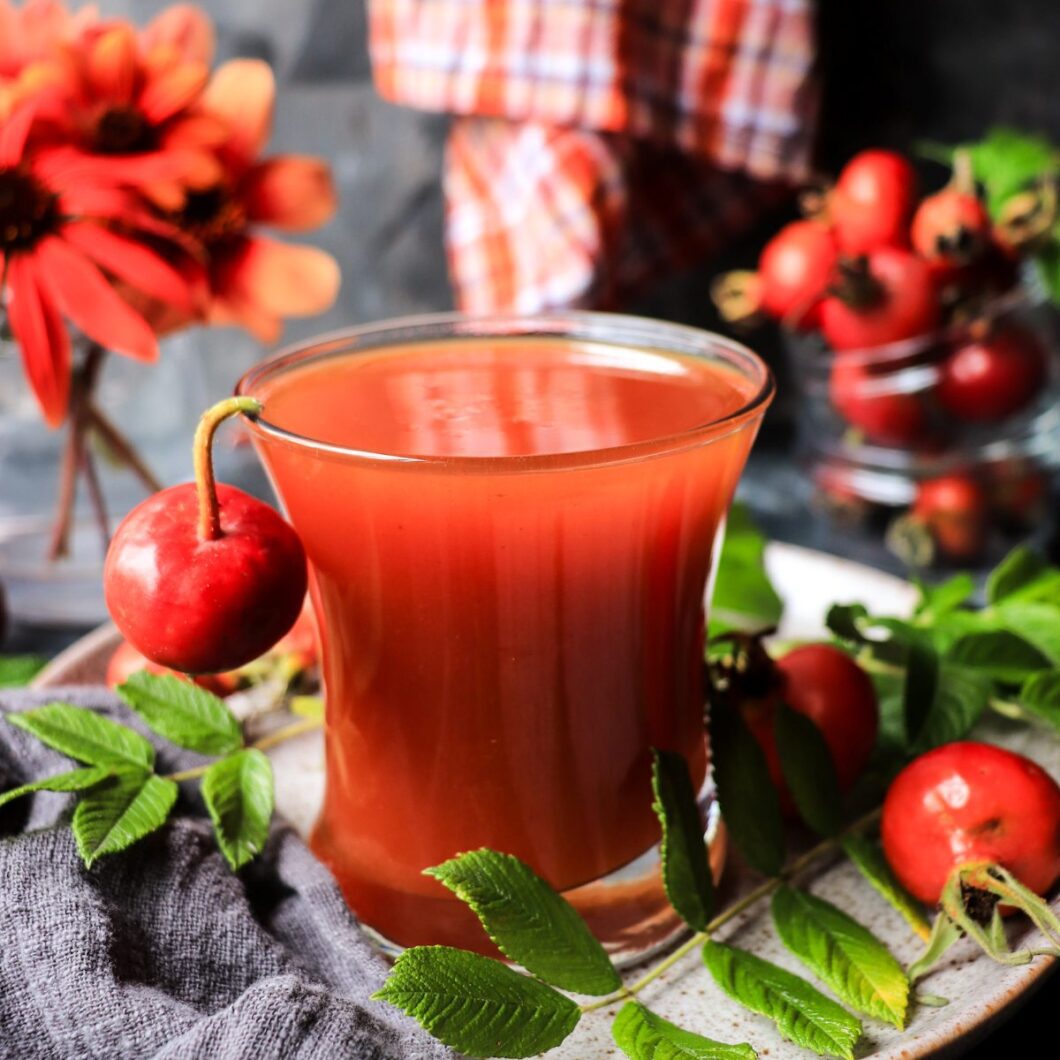 Homemade Rosehip Syrup: A Natural Delight for Your Taste Buds!