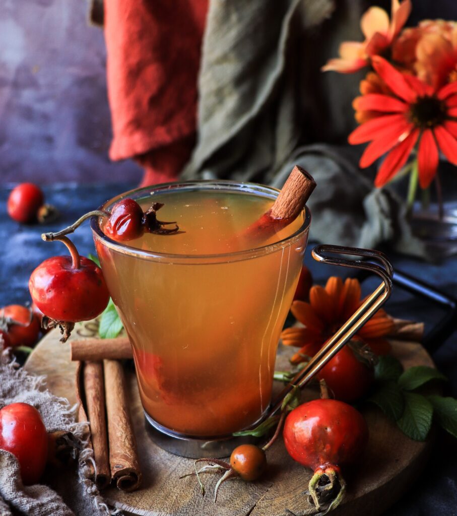 How to Make Rosehip Tea with Honey