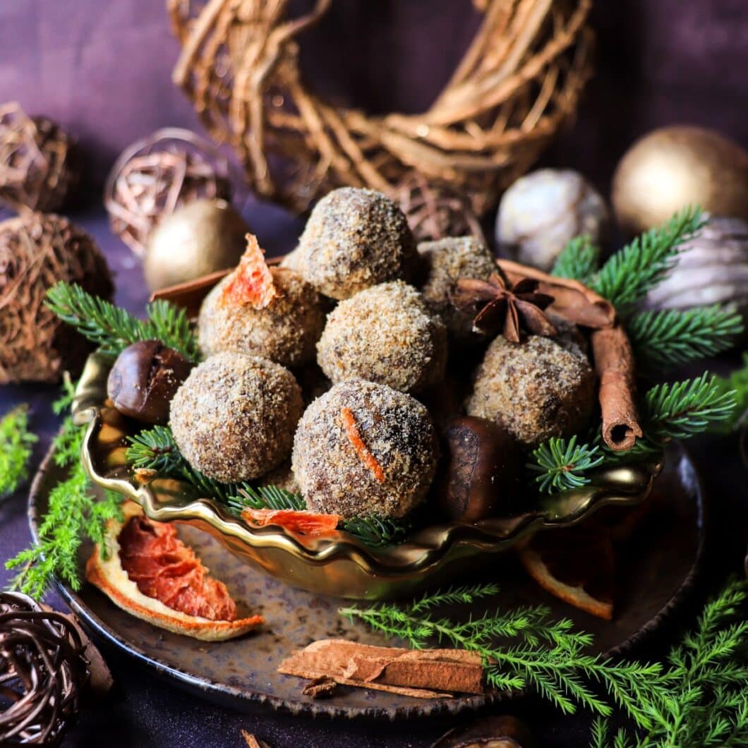 Date Chestnut Bliss Balls with Clove and Orange