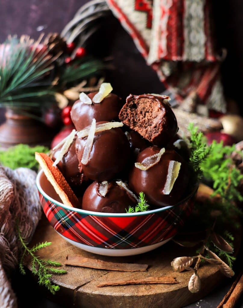 Soft Chocolate Gingerbread Cookies with Orange and Rum