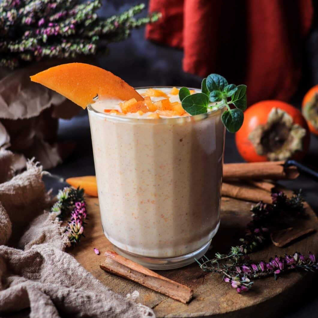 Creamy Persimmon Smoothie with Greek Yogurt