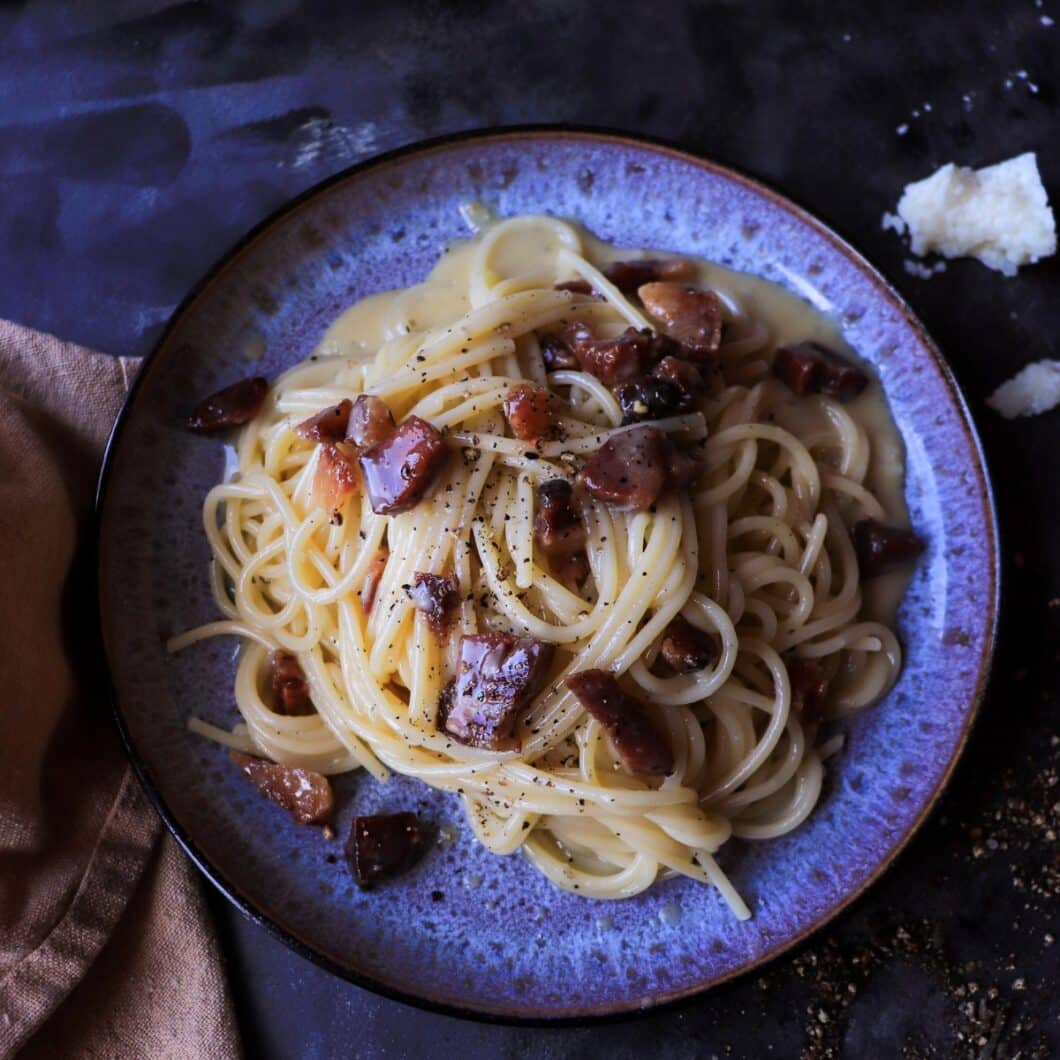 How to Make Classic Spaghetti Carbonara