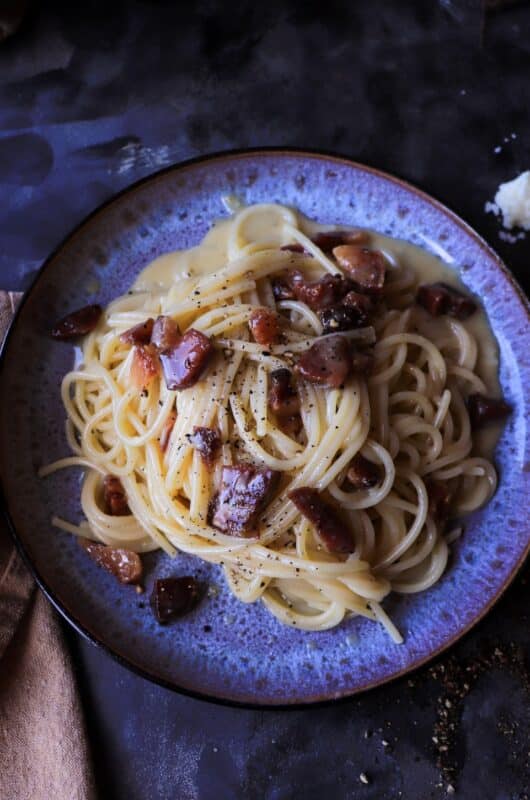 How to Make Classic Spaghetti Carbonara
