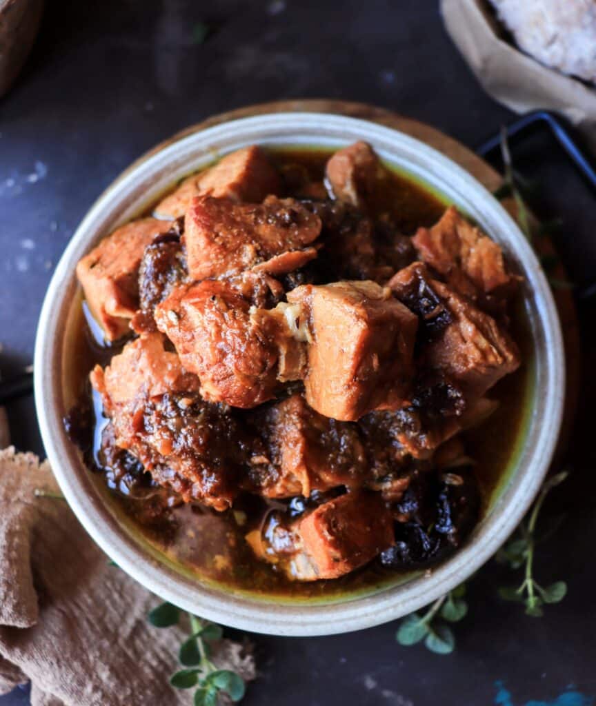 Spanish-Style Pork with Prunes (Cerdo con Ciruelas)