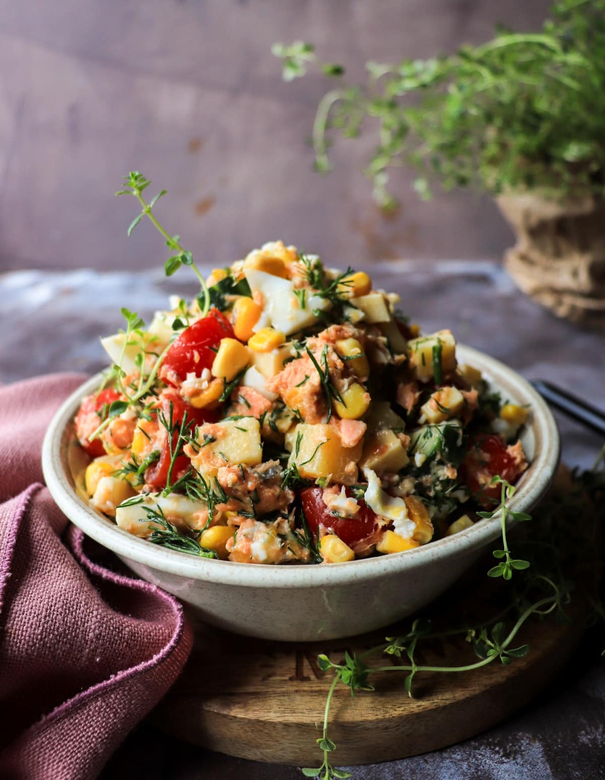 Canned Salmon Salad with eggs