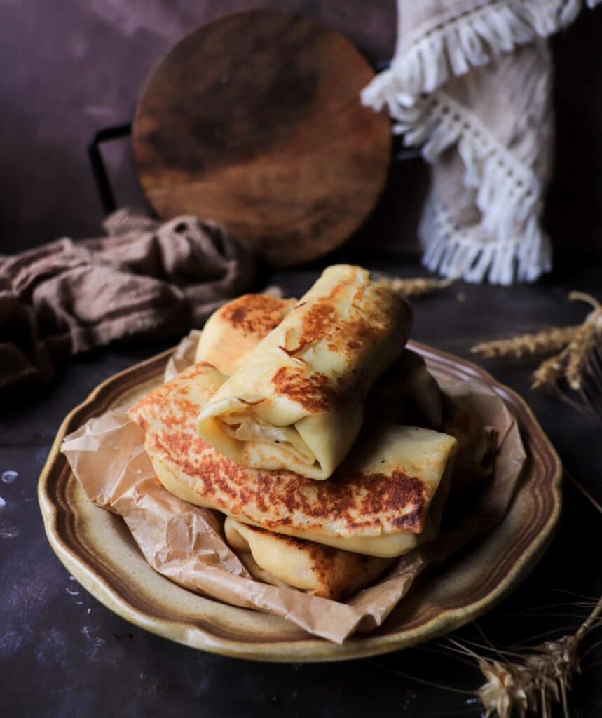 Cottage Cheese Crêpes with Raisins