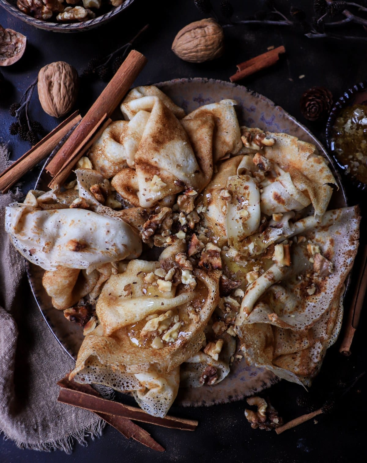 French crêpes with honey and walnuts