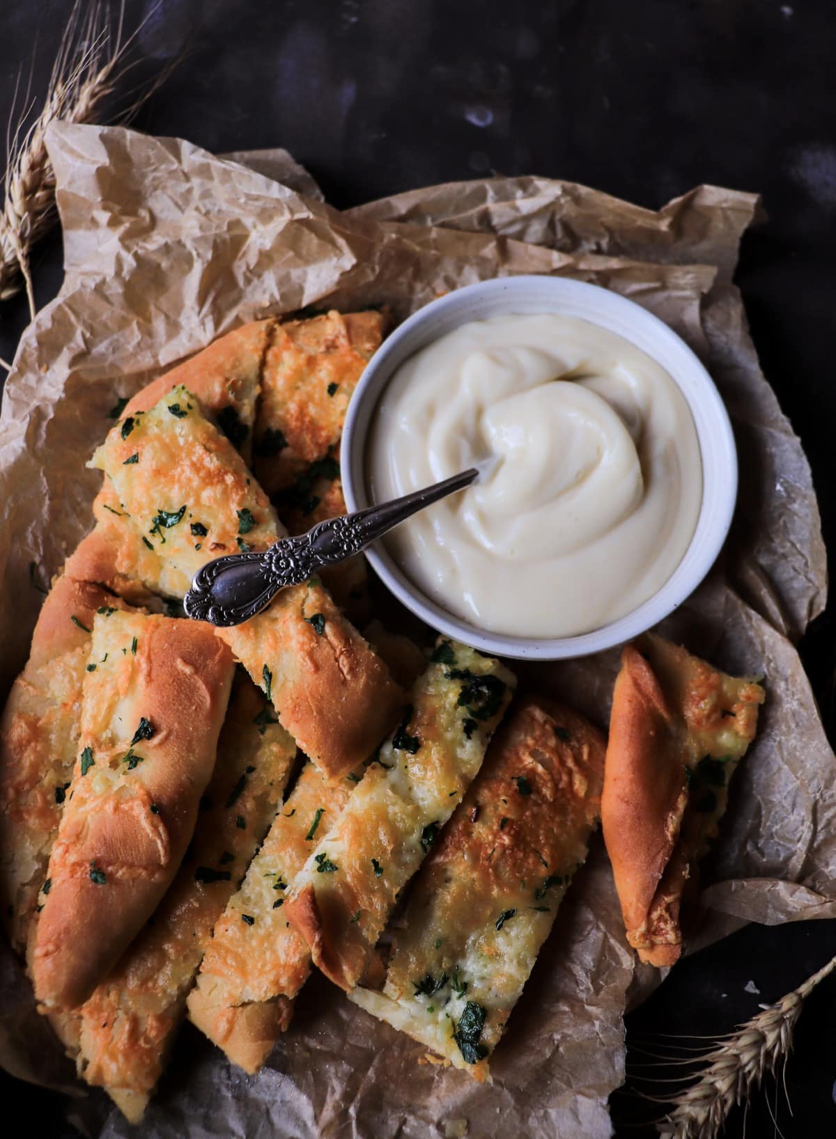 garlic fingers flatbread
