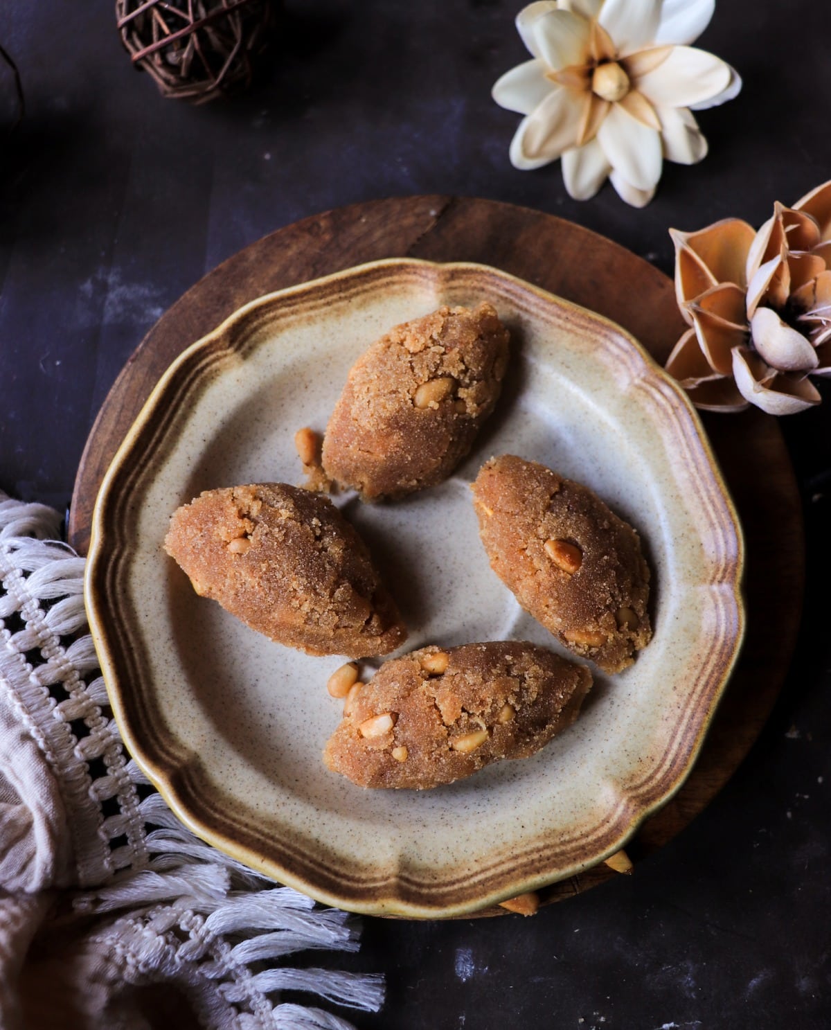 Turkish Semolina Halva (Irmik Helvası)
