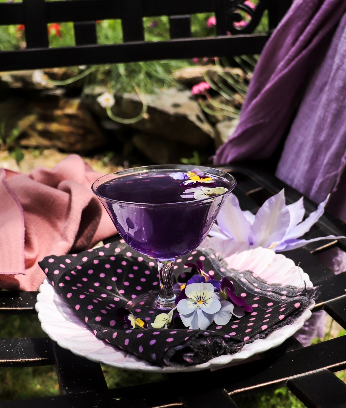 Gin and Violet cocktail Aviation