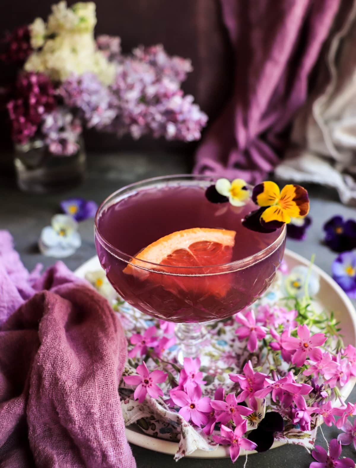 Grapefruit and violet gin cocktail with Empress 1908 gin.