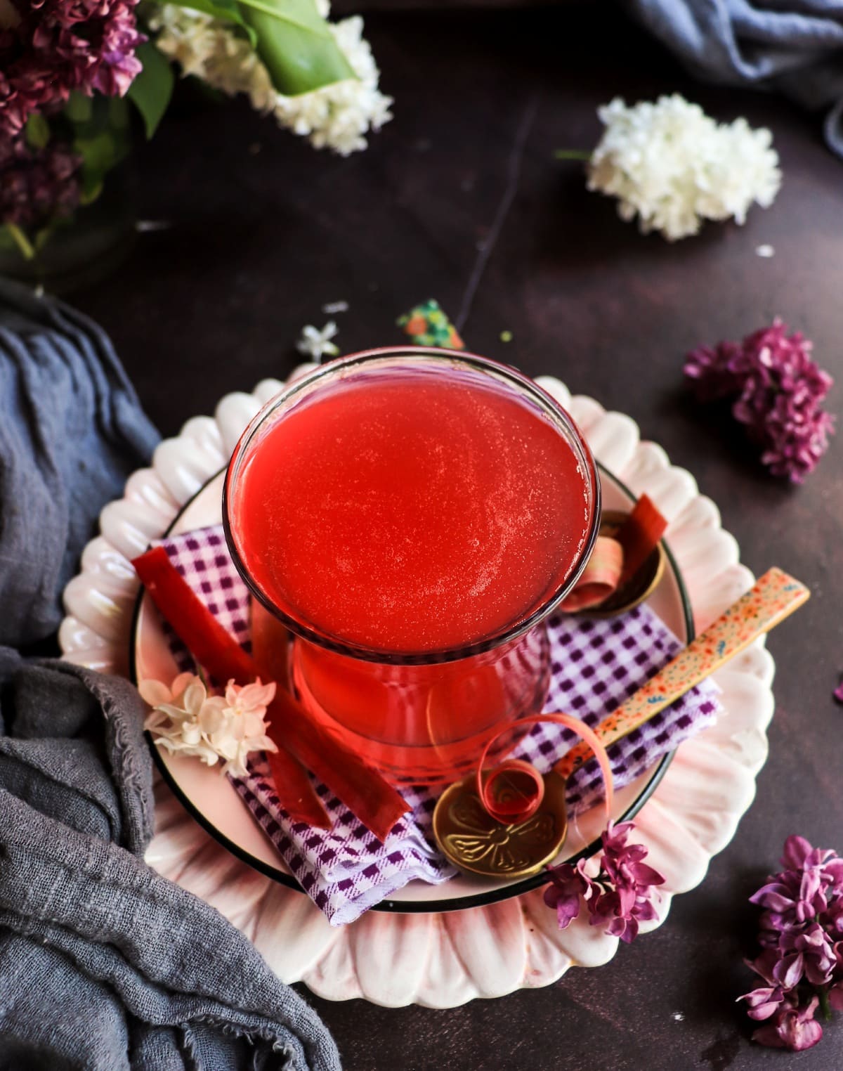 homemade rhubarb syrup