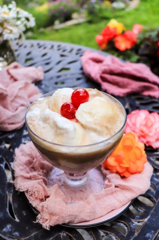 Amaretto Root Beer Float