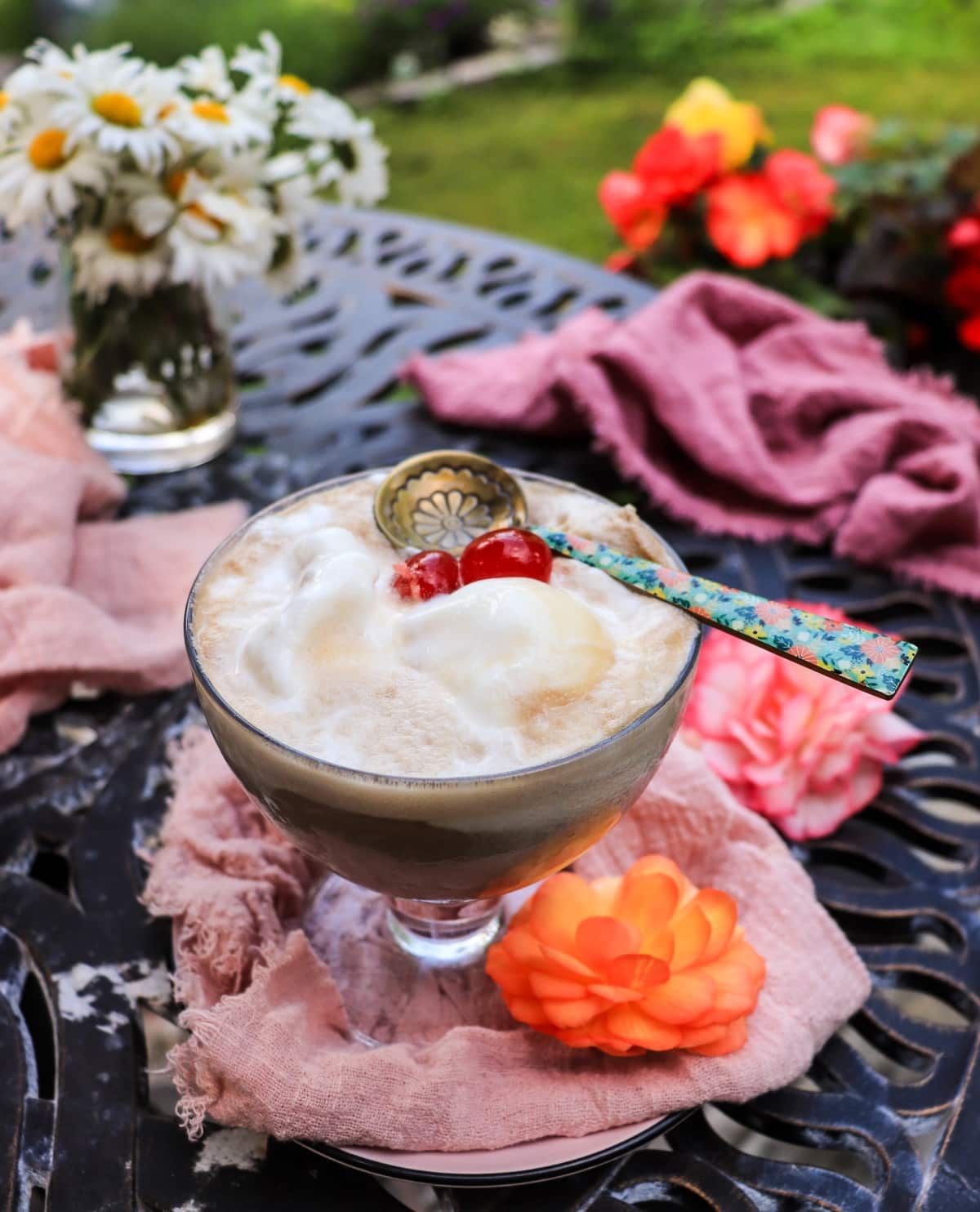 creamy boozy root beer float with amaretto and vanilla ice cream