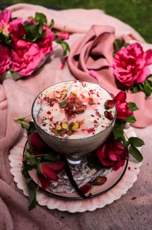 Amaretto Rose Float