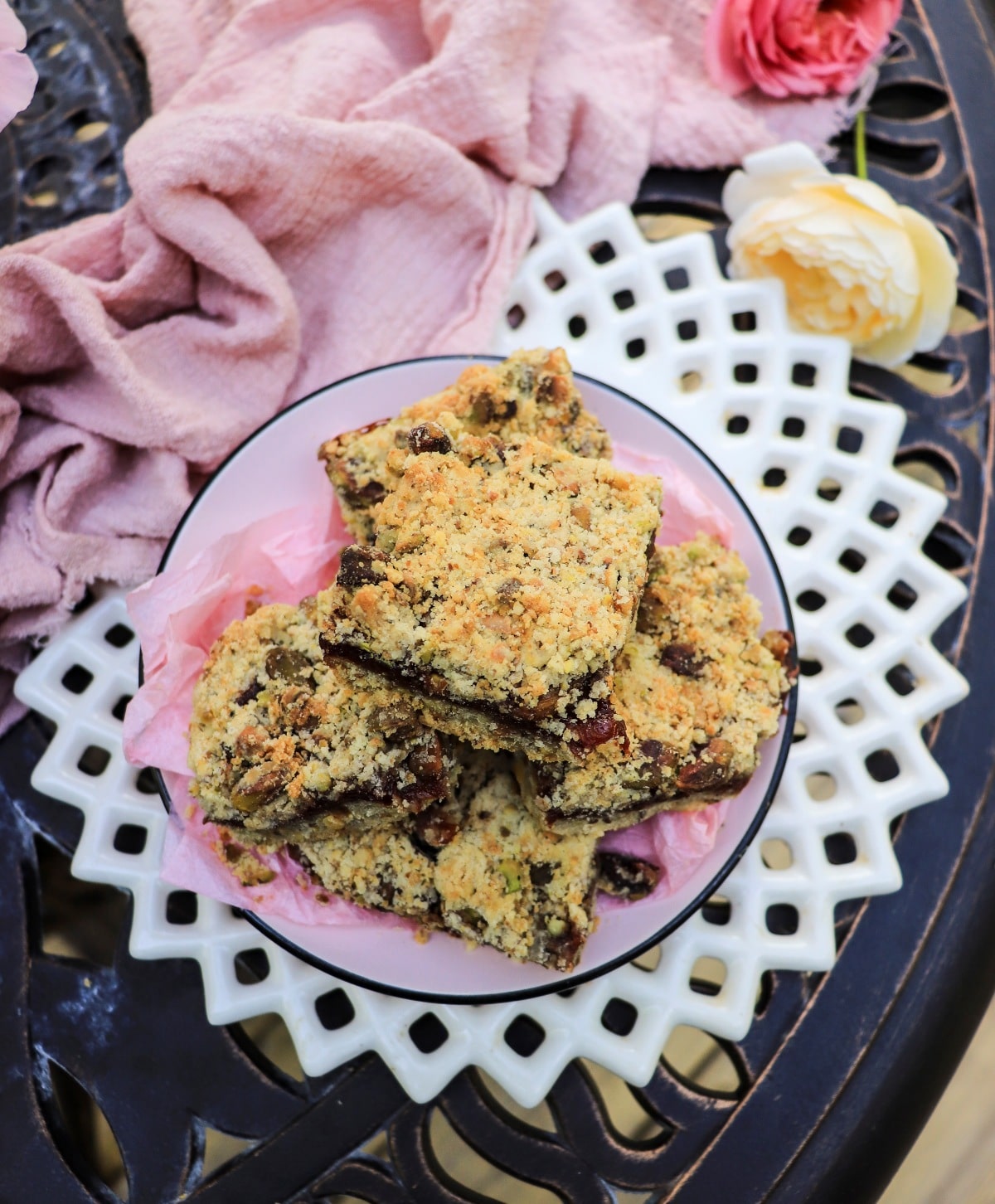 How to Make Rose Jam Shortbread Bars