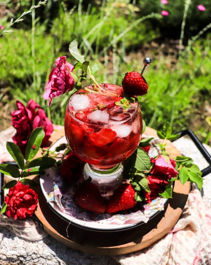 Strawberry Rose Spritz