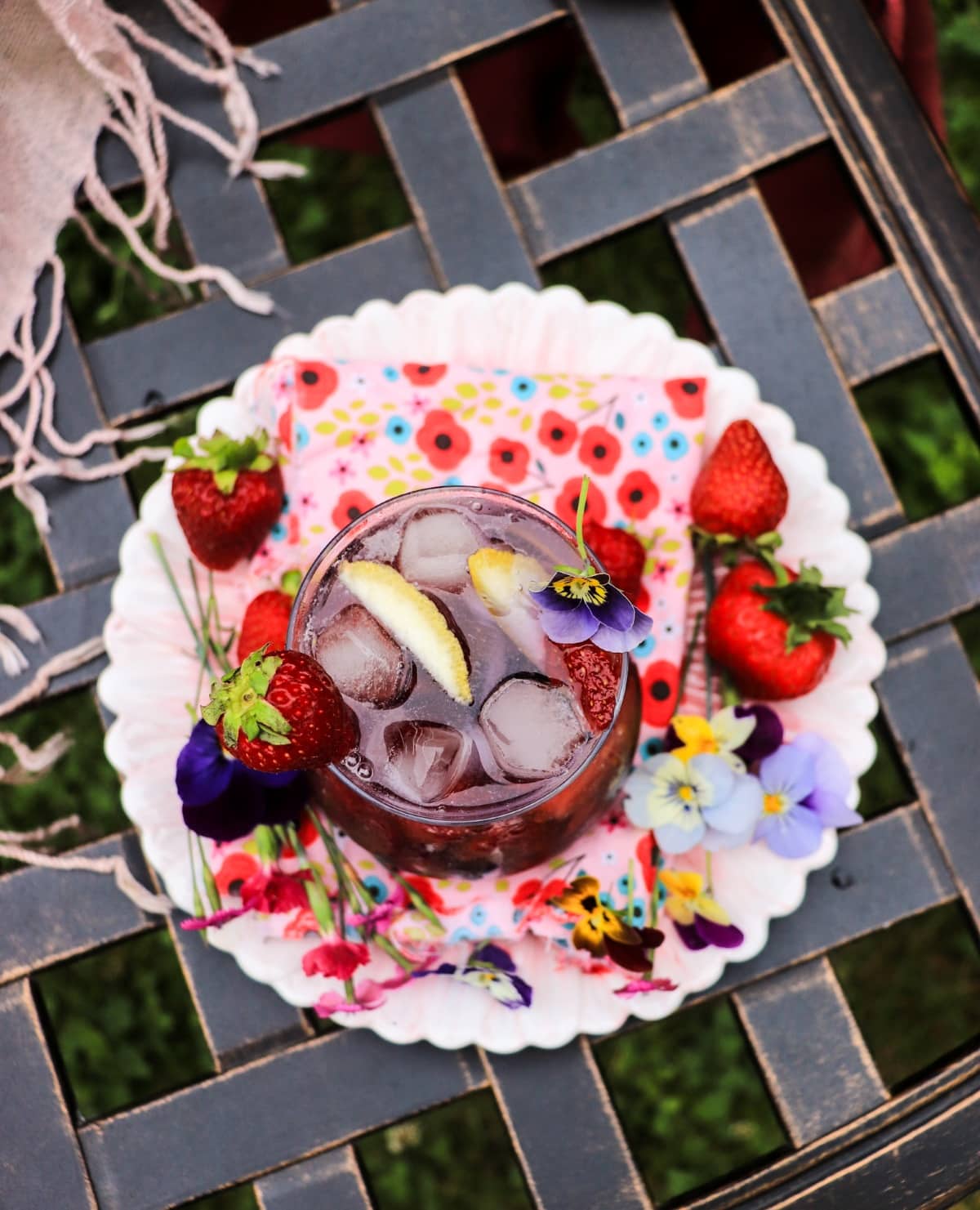 strawberry violet cocktail with crème de violette