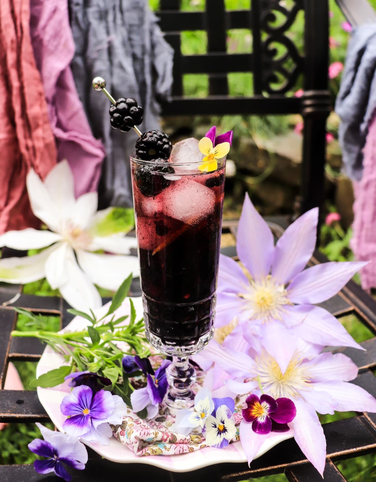 recipe for Blackberry Violet Spritz with Crème de Violette