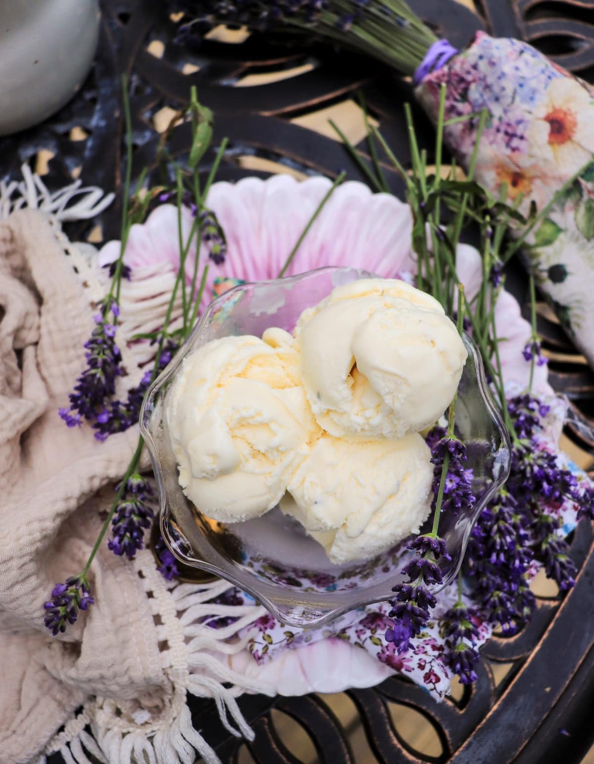 no-churn lavender ice cream with condensed milk and fresh lavender