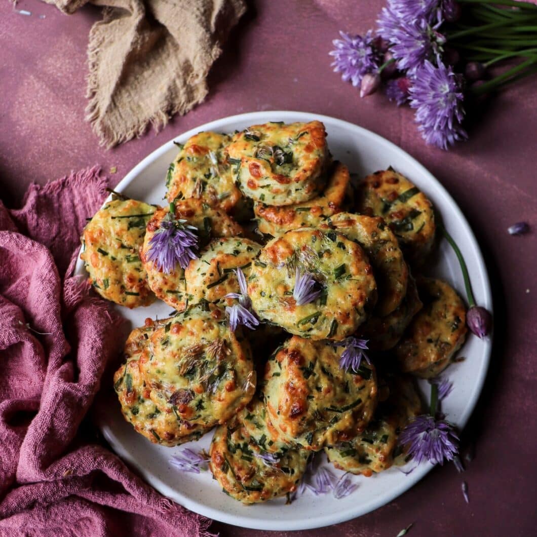 Savoury Cheese Cookies with Chives